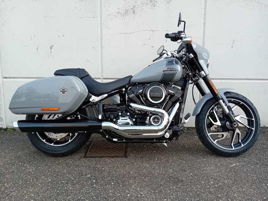 Harley Davidson Sport Glide BILLIARD GRAY